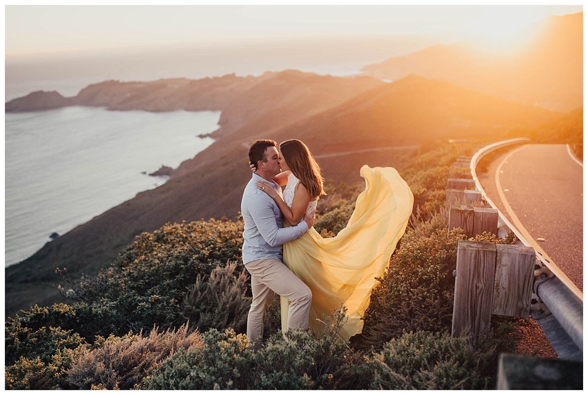 Puppy San Francisco Engagement Photos by @TONIGPHOTO - Toni G Photo in San Fran, CA #tonigphoto #puppyengagement #sanfranengagement #goldengatebridge #sunsetengagementphotos (TONI G PHOTO) 